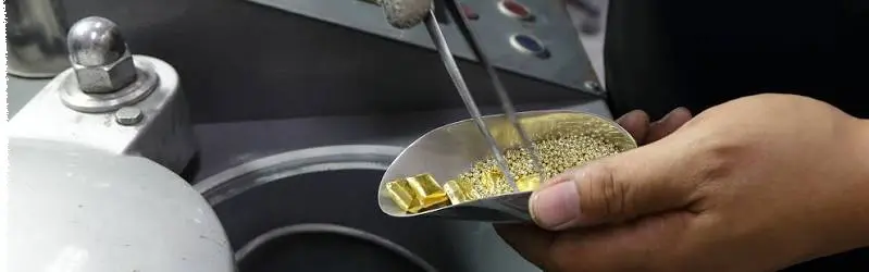 Gold jewellery production at SDS Gold