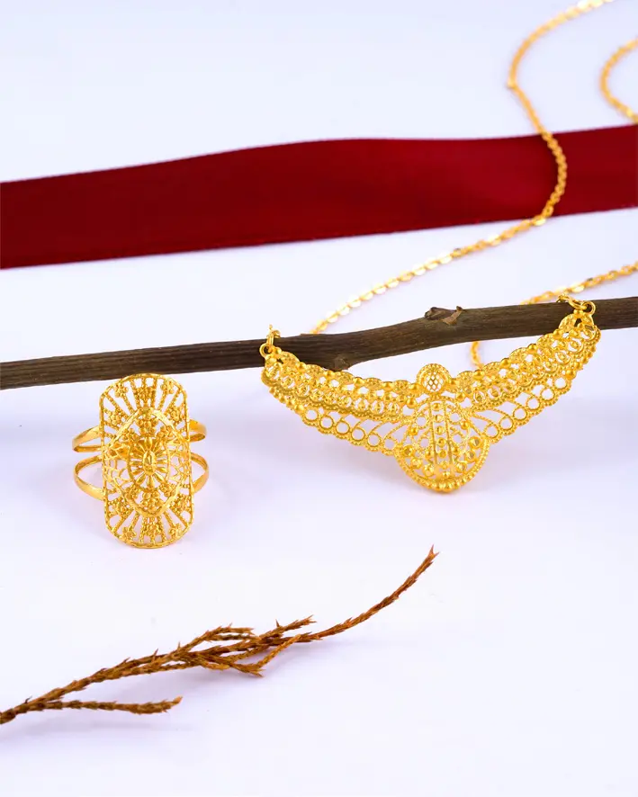 Gold necklace collection